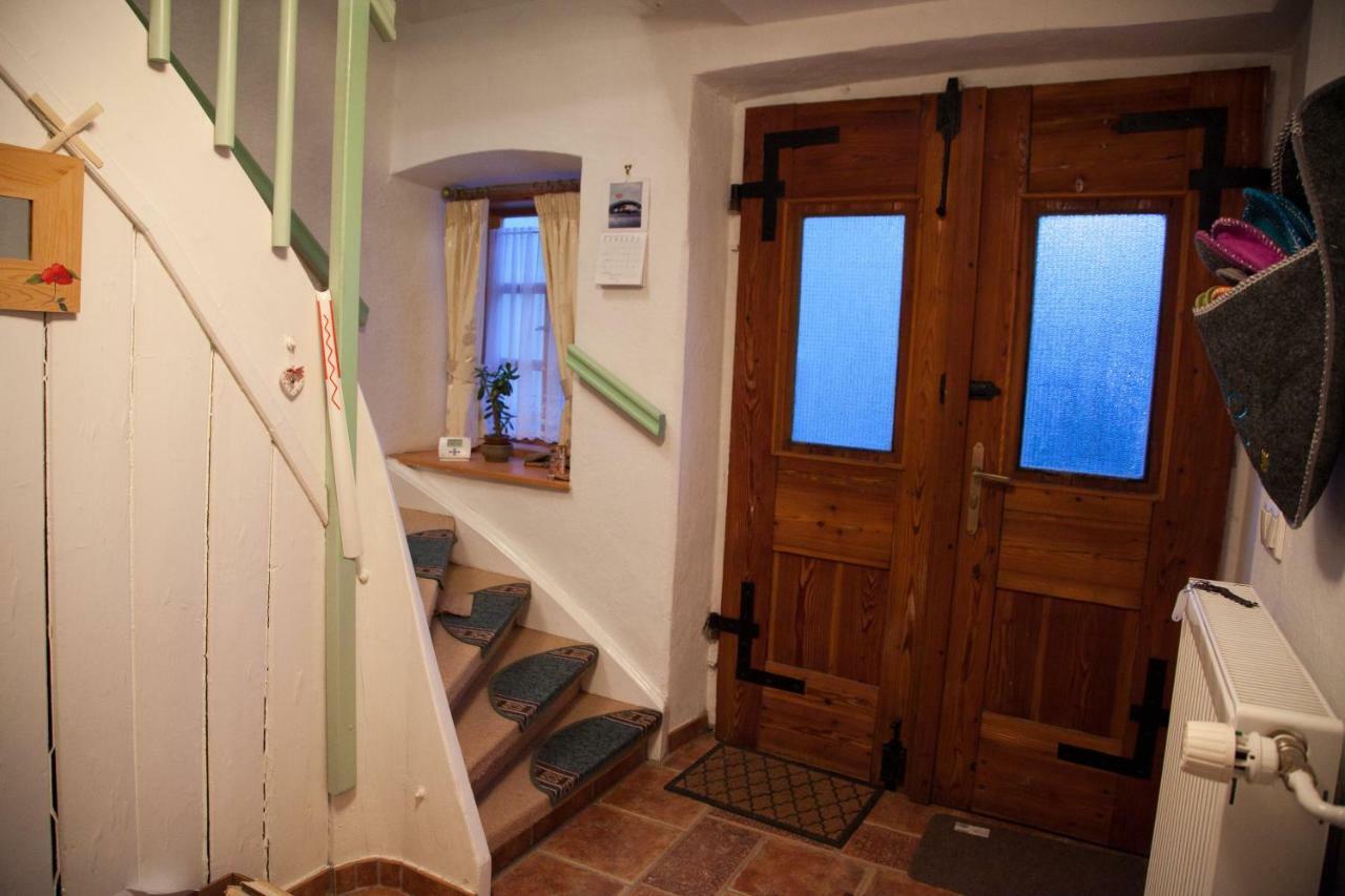 فيلا The 1882 Old House Vodnikova بوينج المظهر الخارجي الصورة