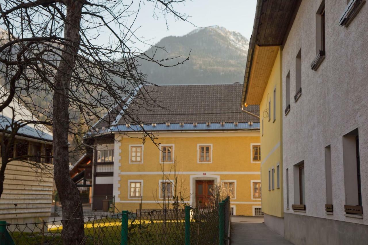 فيلا The 1882 Old House Vodnikova بوينج المظهر الخارجي الصورة